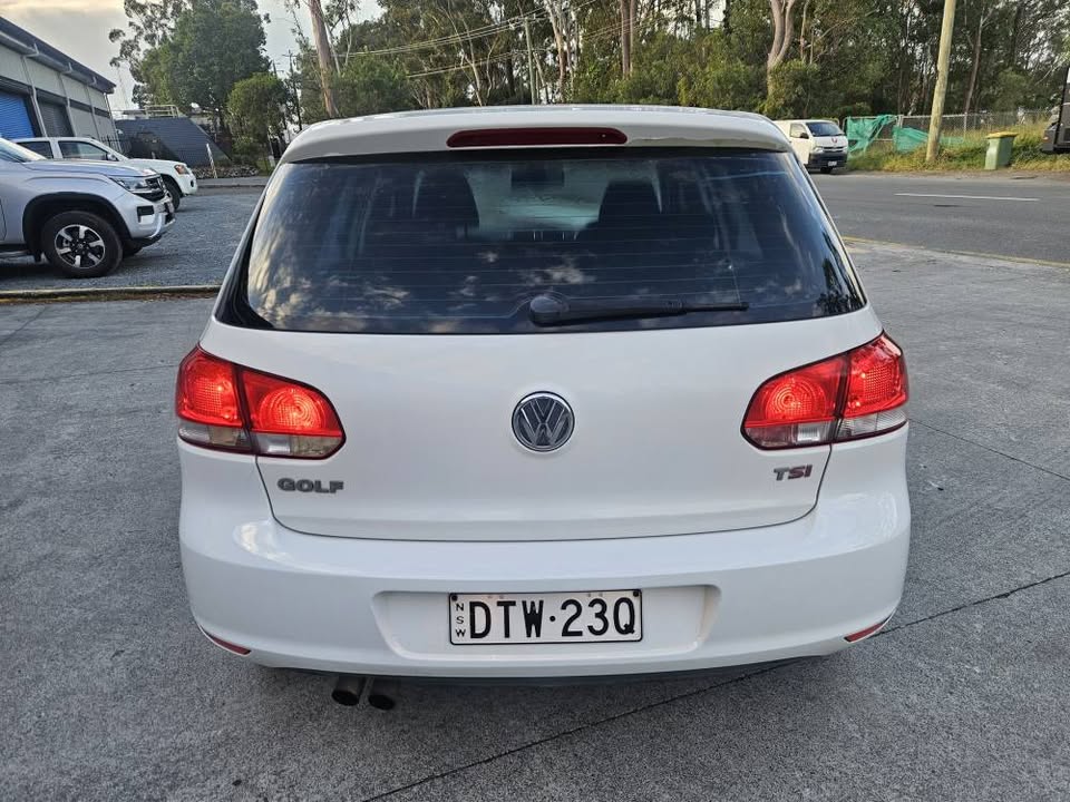 2010 Volkswagen golf 2.0lt tsi automatic hatch easy second chance finance8.jpg